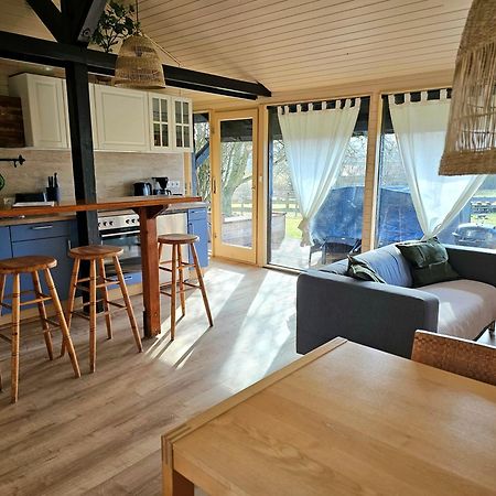 Landhaeuschen Welschneudorf Naturnah Eksteriør bilde